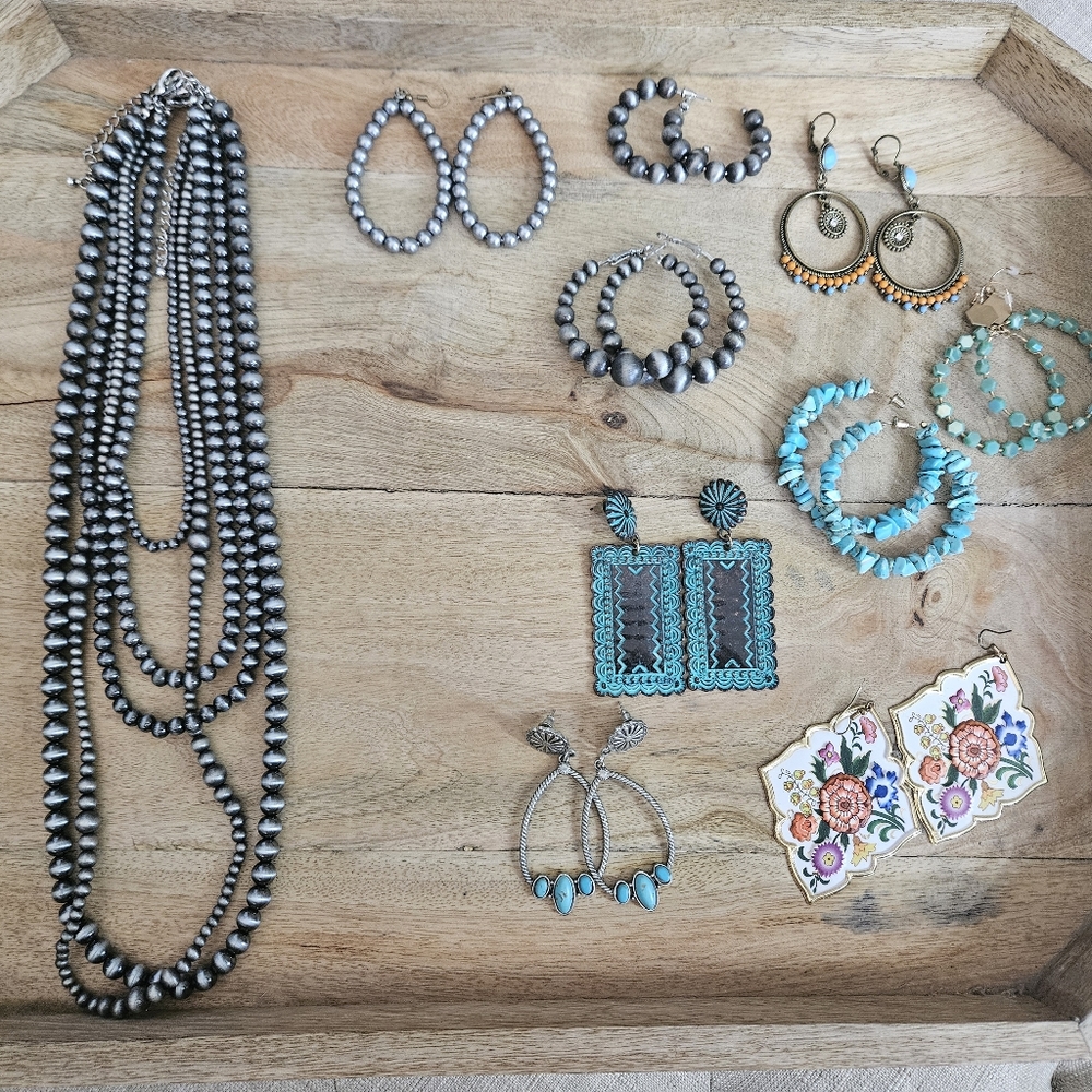 Southwest Punchy Cowgirl Western Fashion Jewelry Lot